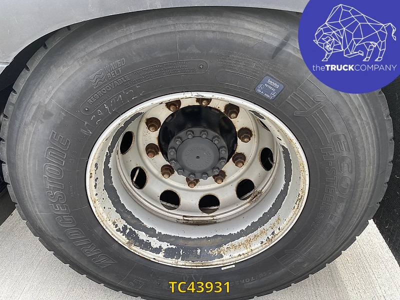 شاحنة جرار Volvo FH 460: صور 17