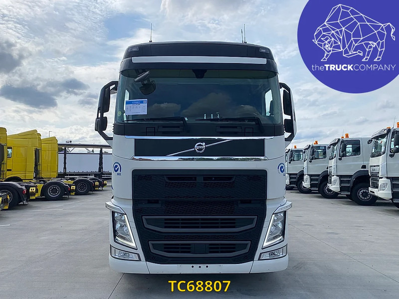 Volvo FH 460 - شاحنة جرار: صور 2 Volvo FH 460 - شاحنة جرار: صور 2