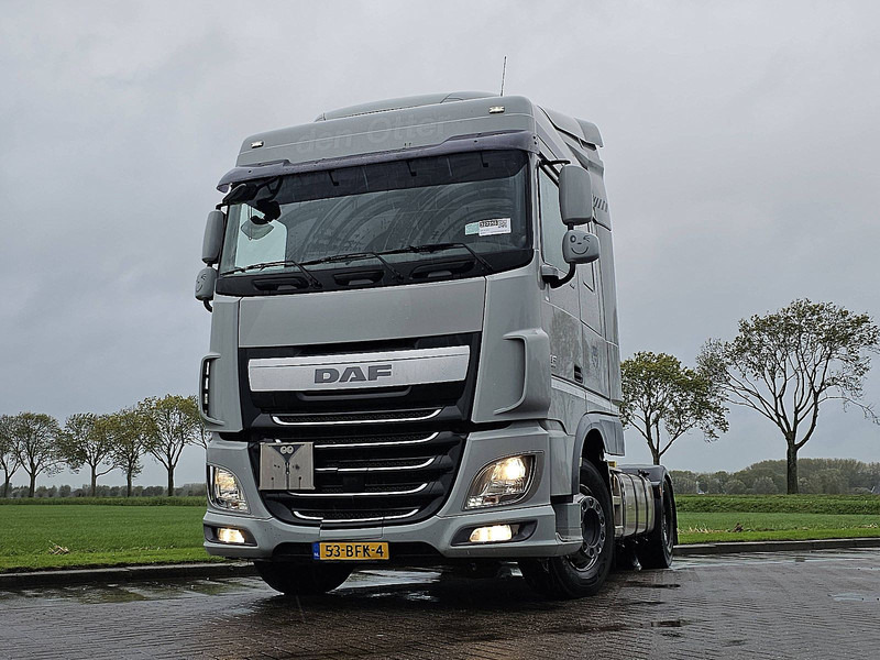 DAF XF 410 - شاحنة جرار: صور 1 DAF XF 410 - شاحنة جرار: صور 1
