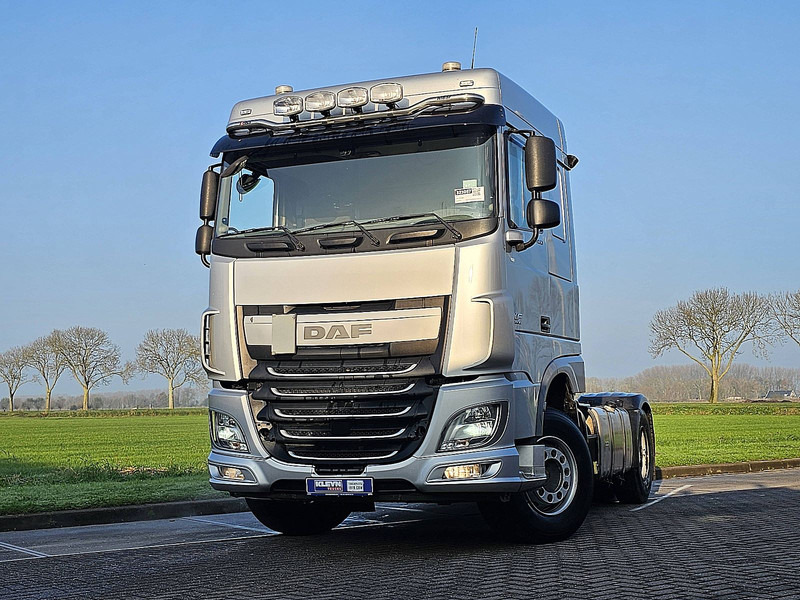 DAF XF 460 - شاحنة جرار: صور 1 DAF XF 460 - شاحنة جرار: صور 1