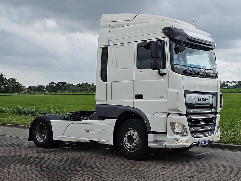 DAF XF 480 SPACECAB SKIRTS - شاحنة جرار: صور 5 DAF XF 480 SPACECAB SKIRTS - شاحنة جرار: صور 5