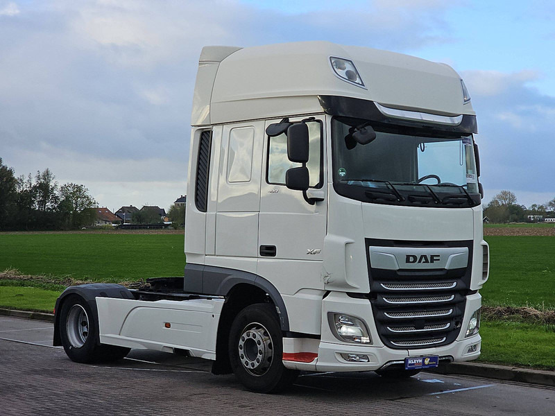 DAF XF 480 - شاحنة جرار: صور 5 DAF XF 480 - شاحنة جرار: صور 5