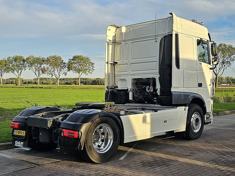 DAF XF 480 - شاحنة جرار: صور 3 DAF XF 480 - شاحنة جرار: صور 3