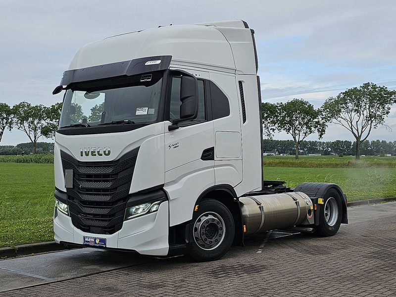 Iveco AS440S46 STRALIS lng - شاحنة جرار: صور 2 Iveco AS440S46 STRALIS lng - شاحنة جرار: صور 2