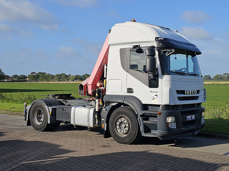 Iveco AT440S45 STRALIS FASSI F230XP-4 - شاحنة جرار: صور 5 Iveco AT440S45 STRALIS FASSI F230XP-4 - شاحنة جرار: صور 5