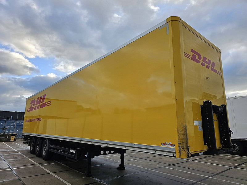 Kögel SKH24 LIFT AXLE TAILLIFT - بصندوق مغلق نصف مقطورة: صور 3 Kögel SKH24 LIFT AXLE TAILLIFT - بصندوق مغلق نصف مقطورة: صور 3