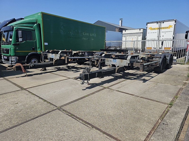 Kögel ZW18 BDF TANDEM - شاحنات الحاويات / جسم علوي قابل للتغيير مقطورة: صور 2 Kögel ZW18 BDF TANDEM - شاحنات الحاويات / جسم علوي قابل للتغيير مقطورة: صور 2