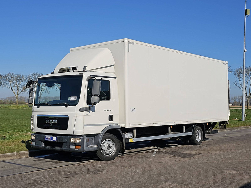 MAN 12.250 TGL MANUAL AIRCO LIFT - بصندوق مغلق شاحنة: صور 2 MAN 12.250 TGL MANUAL AIRCO LIFT - بصندوق مغلق شاحنة: صور 2