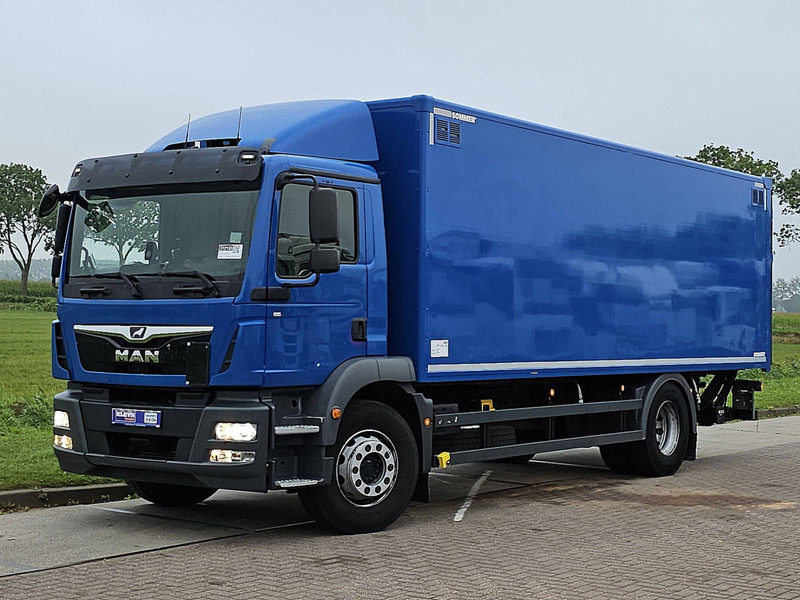 MAN 15.320 TGM AIRCO WEBASTO LIFT - بصندوق مغلق شاحنة: صور 2 MAN 15.320 TGM AIRCO WEBASTO LIFT - بصندوق مغلق شاحنة: صور 2