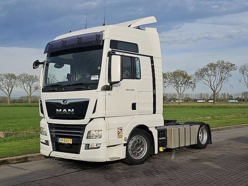 MAN 18.460 TGX XXL MEGA RET. 1210L - شاحنة جرار: صور 2 MAN 18.460 TGX XXL MEGA RET. 1210L - شاحنة جرار: صور 2