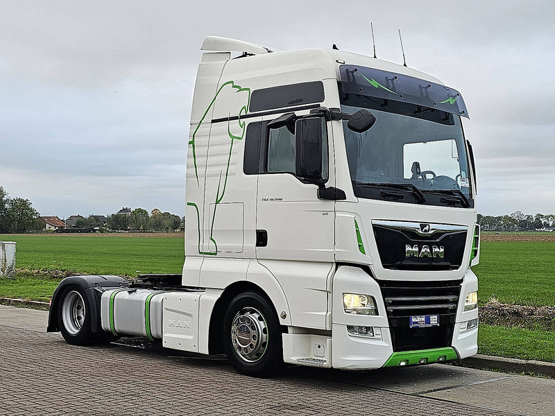 MAN 18.500 TGX - شاحنة جرار: صور 5 MAN 18.500 TGX - شاحنة جرار: صور 5