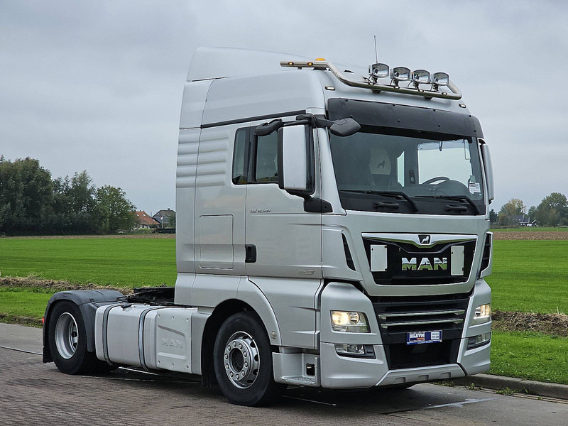 MAN 18.500 TGX - شاحنة جرار: صور 5 MAN 18.500 TGX - شاحنة جرار: صور 5