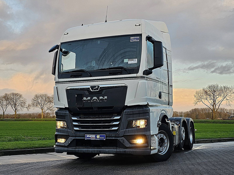 MAN 26.470 TGX TG3 GM 6X2/2 BL - شاحنة جرار: صور 1 MAN 26.470 TGX TG3 GM 6X2/2 BL - شاحنة جرار: صور 1