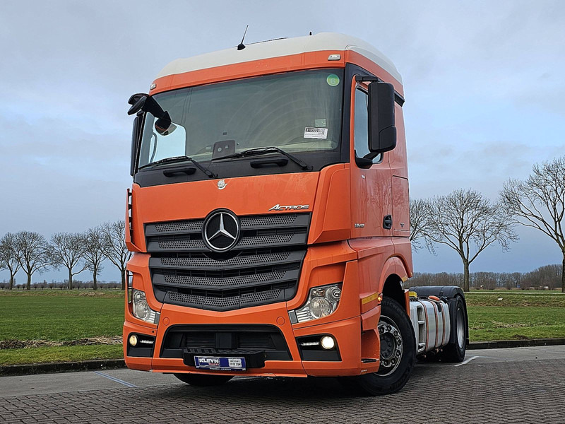 Mercedes-Benz ACTROS 1843 LS - شاحنة جرار: صور 1 Mercedes-Benz ACTROS 1843 LS - شاحنة جرار: صور 1