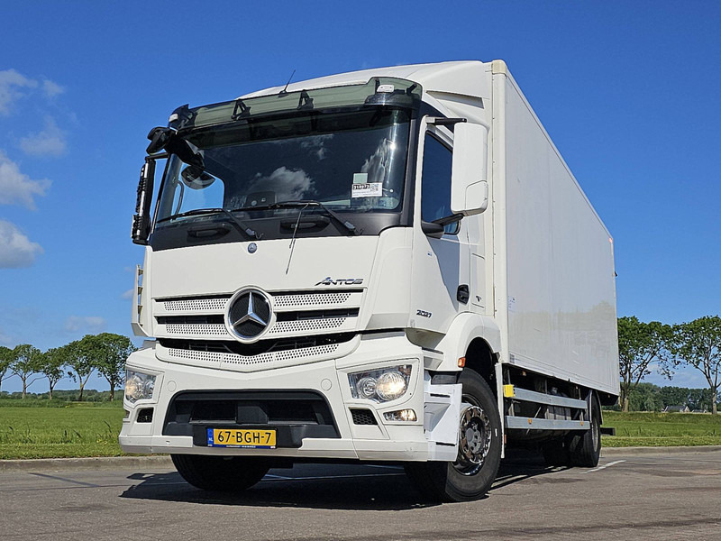 Mercedes-Benz ANTOS 1827 TYPE: 2027 - بصندوق مغلق شاحنة: صور 1 Mercedes-Benz ANTOS 1827 TYPE: 2027 - بصندوق مغلق شاحنة: صور 1