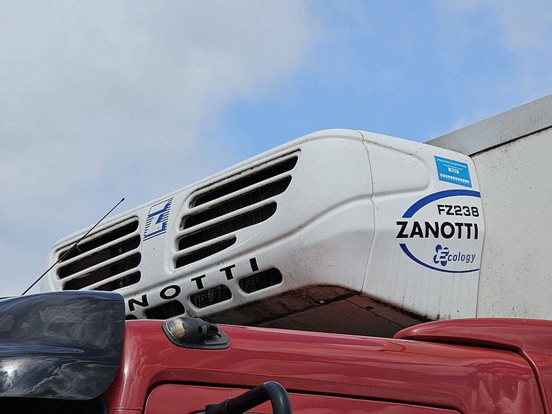 مبردة شاحنة Renault MIDLUM 180.12: صور 16 مبردة شاحنة Renault MIDLUM 180.12: صور 16