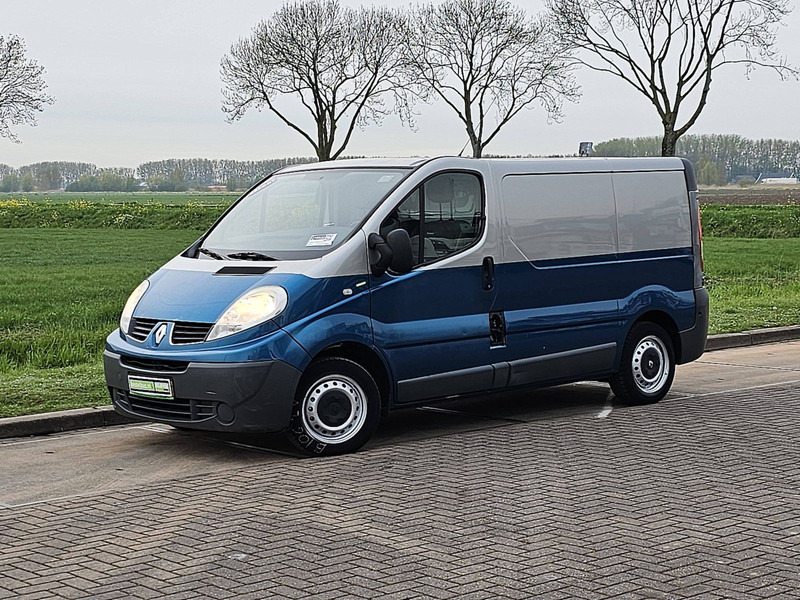 Renault Trafic 2.0 DCI L1H1 - فان المدمجة: صور 2 Renault Trafic 2.0 DCI L1H1 - فان المدمجة: صور 2
