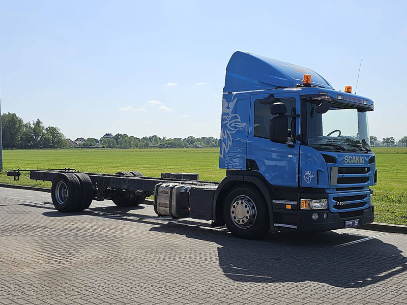Scania P250 310TKM AIRCO WB560 - الشاسيه شاحنة: صور 5 Scania P250 310TKM AIRCO WB560 - الشاسيه شاحنة: صور 5