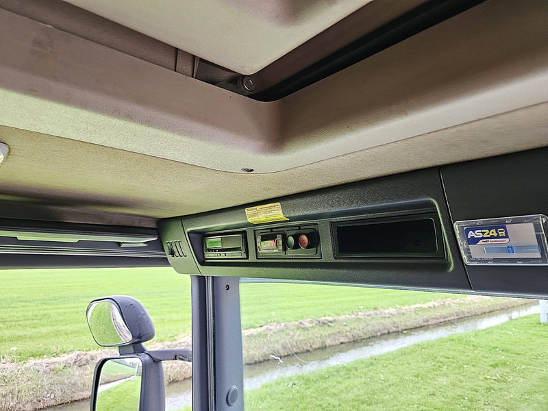 مبردة شاحنة Scania P320 6X2*4 LAMBERET LIFT: صور 10