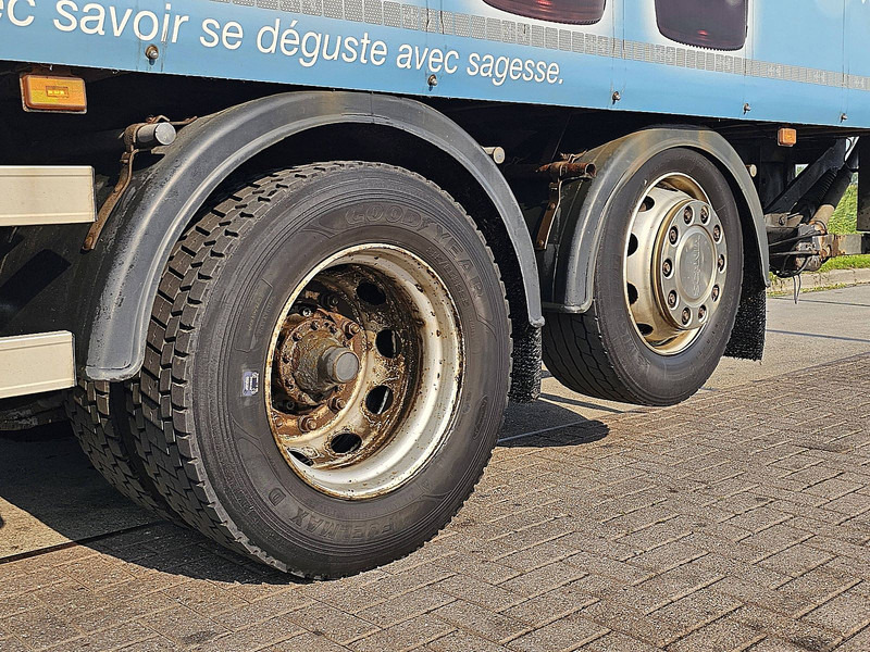 شاحنة ستارة Scania P360 2500 kg lift: صور 16