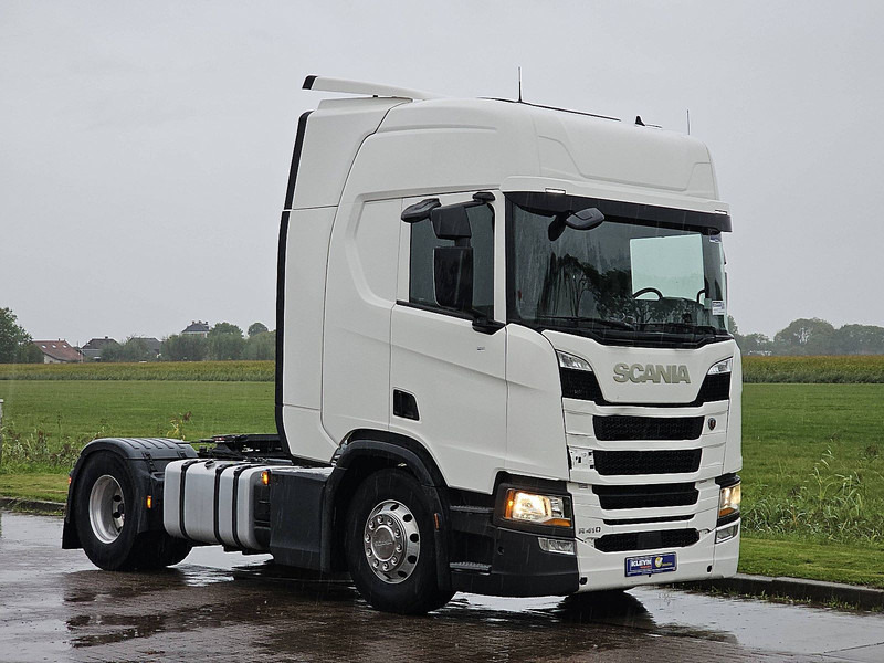 Scania R410 - شاحنة جرار: صور 5 Scania R410 - شاحنة جرار: صور 5