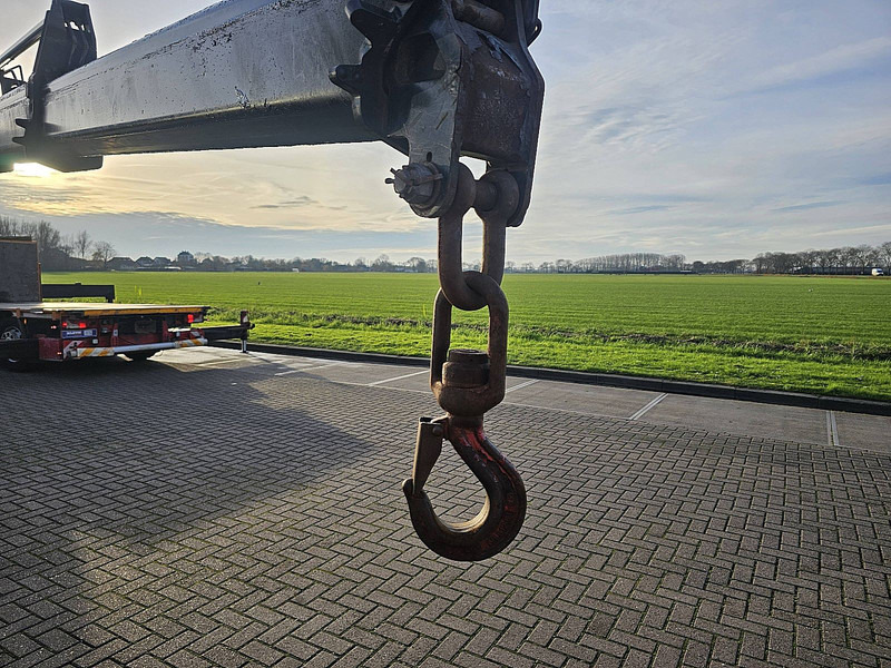 شاحنات مسطحة, شاحنة كرين Scania R490: صور 18