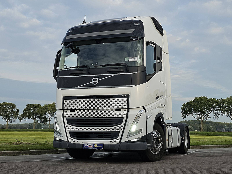 Volvo FH 500 XL - شاحنة جرار: صور 1 Volvo FH 500 XL - شاحنة جرار: صور 1