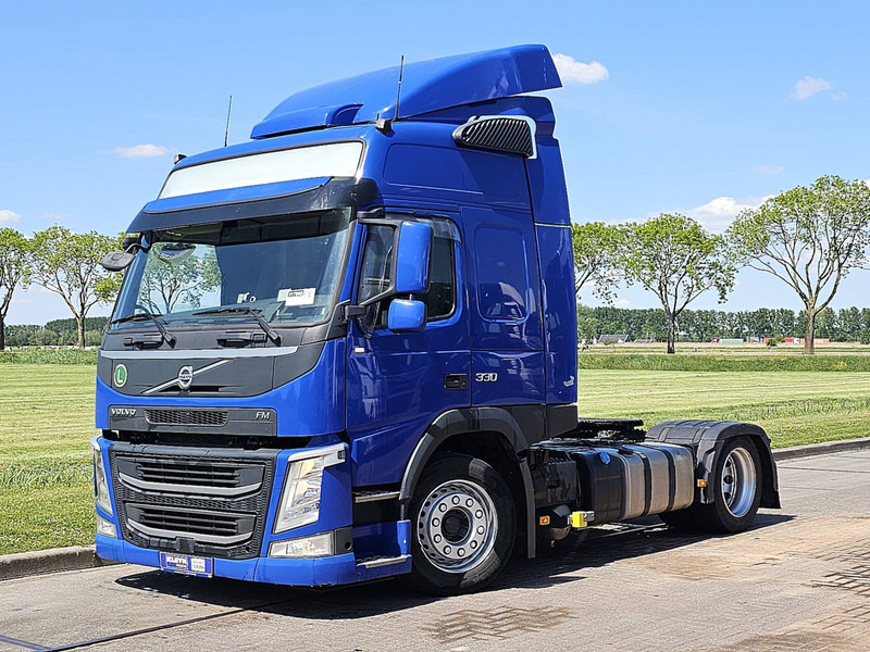 Volvo FM 330 GLOBE X-LOW 314TKM - شاحنة جرار: صور 2 Volvo FM 330 GLOBE X-LOW 314TKM - شاحنة جرار: صور 2