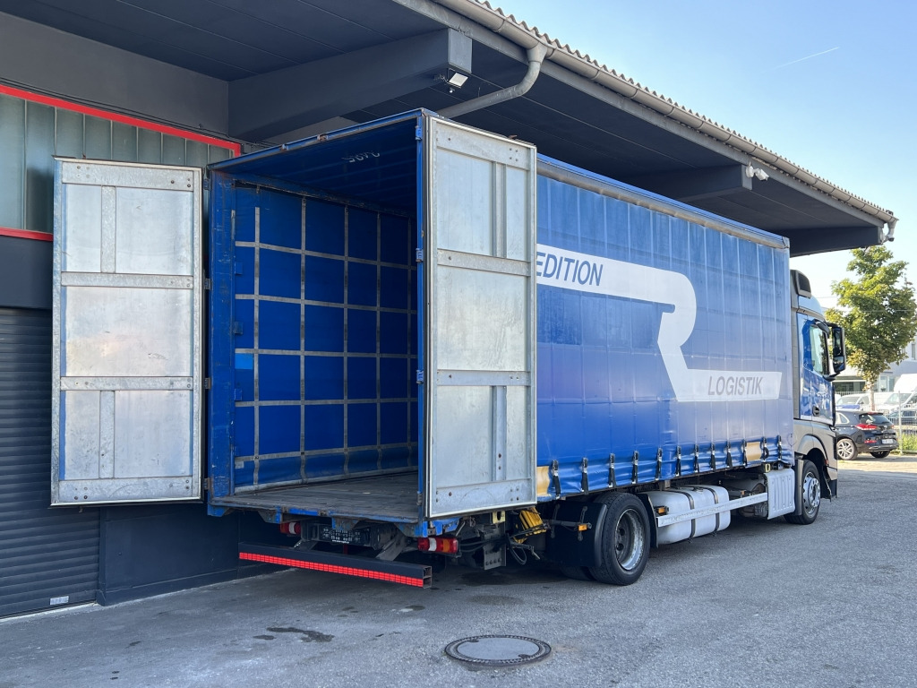 Mercedes-Benz Actros 1840 MEGA Jumbo Klima Retarder ACC-Tempo - شاحنة ستارة: صور 3 Mercedes-Benz Actros 1840 MEGA Jumbo Klima Retarder ACC-Tempo - شاحنة ستارة: صور 3
