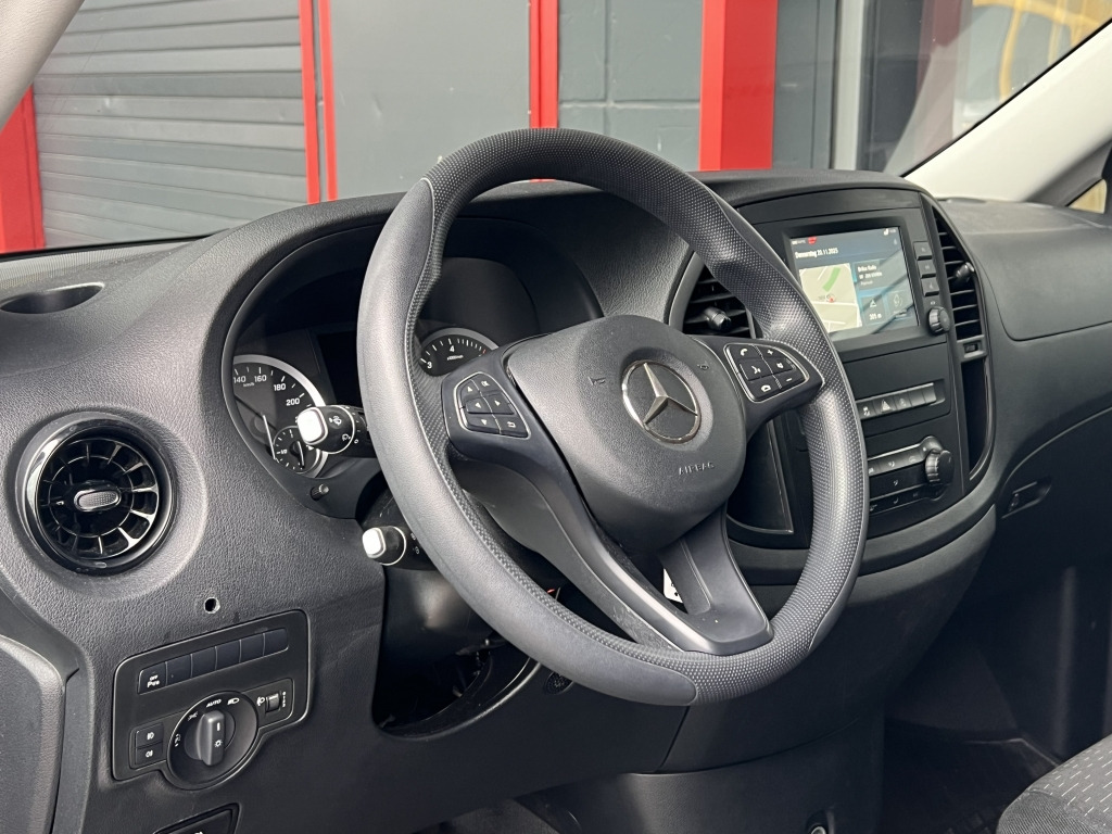 Mercedes-Benz Vito 114 CDI Tourer Pro lang Klima NAVI 9-Sitzer - سيارة ستيشن: صور 3 Mercedes-Benz Vito 114 CDI Tourer Pro lang Klima NAVI 9-Sitzer - سيارة ستيشن: صور 3