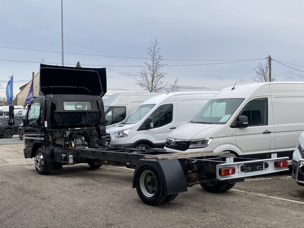 الشاسيه شاحنة Mitsubishi Fuso Canter 9C18 5,8mEuro6d Klima GetriebeDefekt: صور 10