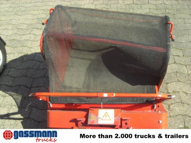 16 /102E/165 - جزازة المروج: صور 4 16 /102E/165 - جزازة المروج: صور 4