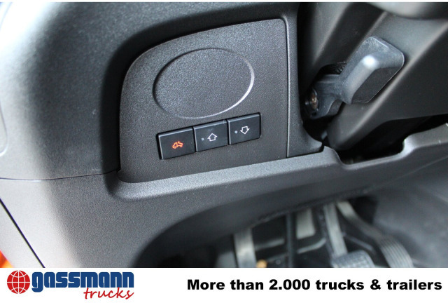 Iveco Daily 70C18H 4x2 mit Kran HMF 340-K3, Funk - قلابات, شاحنة كرين: صور 4 Iveco Daily 70C18H 4x2 mit Kran HMF 340-K3, Funk - قلابات, شاحنة كرين: صور 4