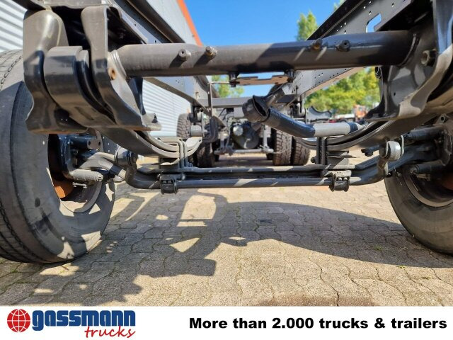 Iveco Trakker AD260T45 6x4, BRANDSCHADEN FAHRERHAUS! - الشاسيه شاحنة: صور 5 Iveco Trakker AD260T45 6x4, BRANDSCHADEN FAHRERHAUS! - الشاسيه شاحنة: صور 5