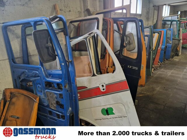 Konvolut Türen Oldtimer - باب و قطع الغيار - شاحنة: صور 3 Konvolut Türen Oldtimer - باب و قطع الغيار - شاحنة: صور 3