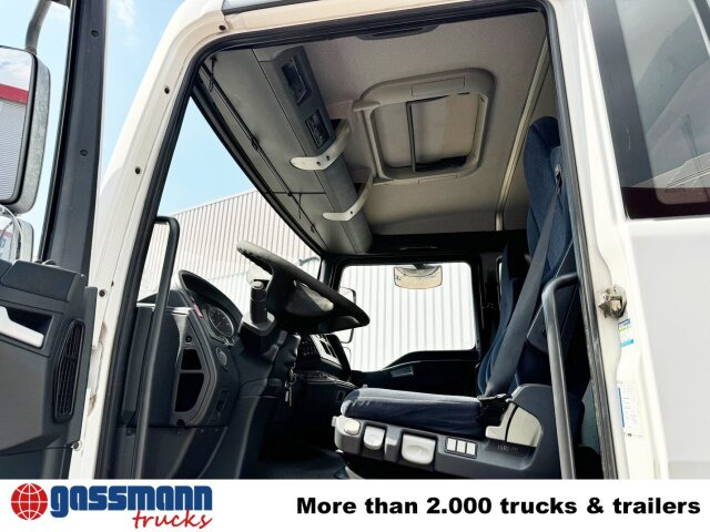 MAN TGA 26.390 6X2-4 BL, Lenk-/Liftachse, Willig - شاحنة صهريج: صور 4 MAN TGA 26.390 6X2-4 BL, Lenk-/Liftachse, Willig - شاحنة صهريج: صور 4