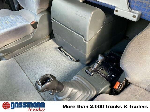 MAN TGA 26.480 6x6 BB, Kipphydraulik - شاحنة جرار: صور 5 MAN TGA 26.480 6x6 BB, Kipphydraulik - شاحنة جرار: صور 5