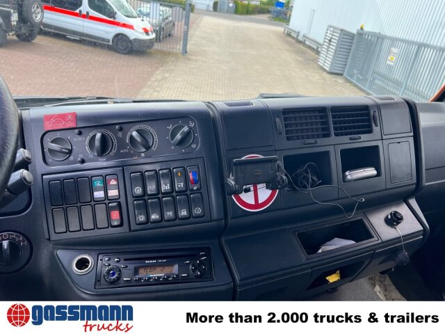 MAN TGA 28.350 6X4-4 BL, Lift-/Lenkachse, Meiller - شاحنة ذات الخطاف: صور 5 MAN TGA 28.350 6X4-4 BL, Lift-/Lenkachse, Meiller - شاحنة ذات الخطاف: صور 5