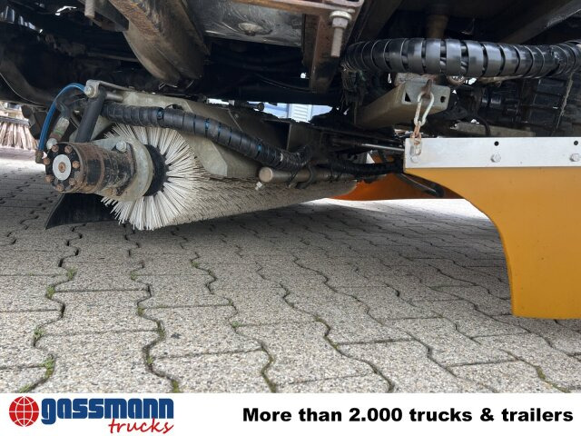 MAN TGM 13.280 4X4 BL, Kehhrmaschine Nothelfer Kobit - سياره كنس شوارع: صور 4 MAN TGM 13.280 4X4 BL, Kehhrmaschine Nothelfer Kobit - سياره كنس شوارع: صور 4
