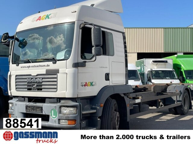 MAN TGM 18.330 4X2 LL, Fahrschulausstattung - شاحنات الحاويات / جسم علوي قابل للتغيير شاحنة: صور 1 MAN TGM 18.330 4X2 LL, Fahrschulausstattung - شاحنات الحاويات / جسم علوي قابل للتغيير شاحنة: صور 1