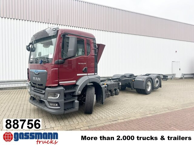 MAN TGS 26.440 6x2-4 LL CH, Lenk-/Liftachse, Navi, - الشاسيه شاحنة: صور 1 MAN TGS 26.440 6x2-4 LL CH, Lenk-/Liftachse, Navi, - الشاسيه شاحنة: صور 1