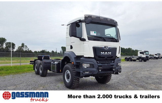 MAN TGS 33.440 6x6 BB CH, Euro2, Einzelbereifung - الشاسيه شاحنة: صور 3 MAN TGS 33.440 6x6 BB CH, Euro2, Einzelbereifung - الشاسيه شاحنة: صور 3