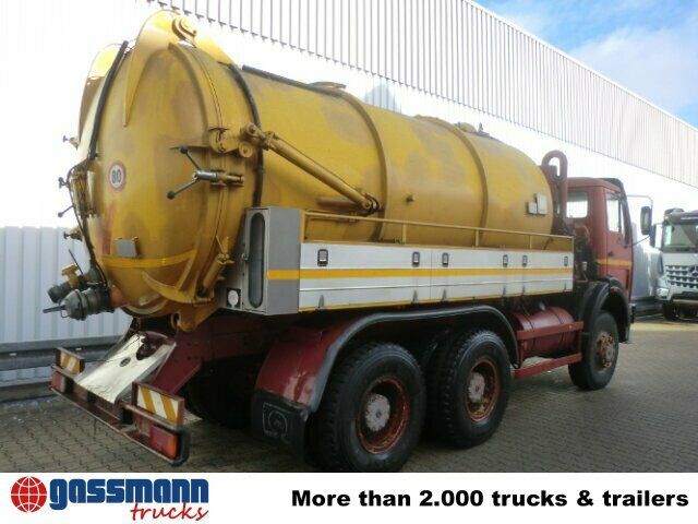 MORO SPA Saugaufbau ca. 14m³, Kippbar - صهريج حاوية: صور 3 MORO SPA Saugaufbau ca. 14m³, Kippbar - صهريج حاوية: صور 3