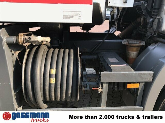 Mercedes-Benz Actros 1841 L 4x2, Esterer Tankaufbau ca. - شاحنة صهريج: صور 3 Mercedes-Benz Actros 1841 L 4x2, Esterer Tankaufbau ca. - شاحنة صهريج: صور 3