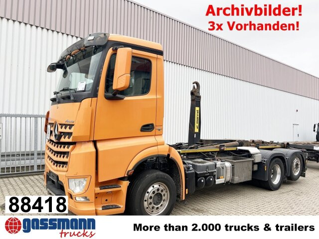 Mercedes-Benz Arocs 2552 L 6x2, Lenk-/Liftachse - شاحنة ذات الخطاف: صور 1 Mercedes-Benz Arocs 2552 L 6x2, Lenk-/Liftachse - شاحنة ذات الخطاف: صور 1
