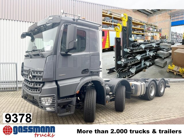 Mercedes-Benz Arocs 3251 L 8x4/4, Motorabtrieb - شاحنة ذات الخطاف: صور 1 Mercedes-Benz Arocs 3251 L 8x4/4, Motorabtrieb - شاحنة ذات الخطاف: صور 1