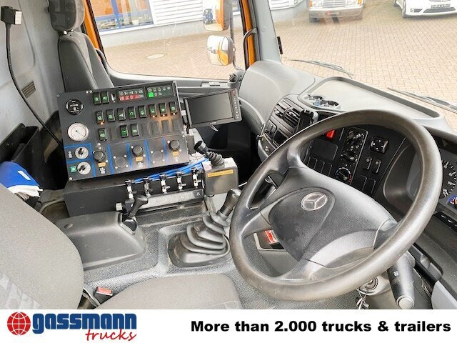 Mercedes-Benz Atego 1324 4x2, Kehrmaschine Explorer 8 - سياره كنس شوارع: صور 2 Mercedes-Benz Atego 1324 4x2, Kehrmaschine Explorer 8 - سياره كنس شوارع: صور 2