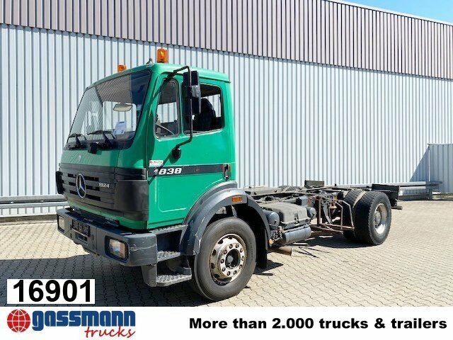 Mercedes-Benz SK 1924 L 4x2 - شاحنة ذات الخطاف: صور 1 Mercedes-Benz SK 1924 L 4x2 - شاحنة ذات الخطاف: صور 1