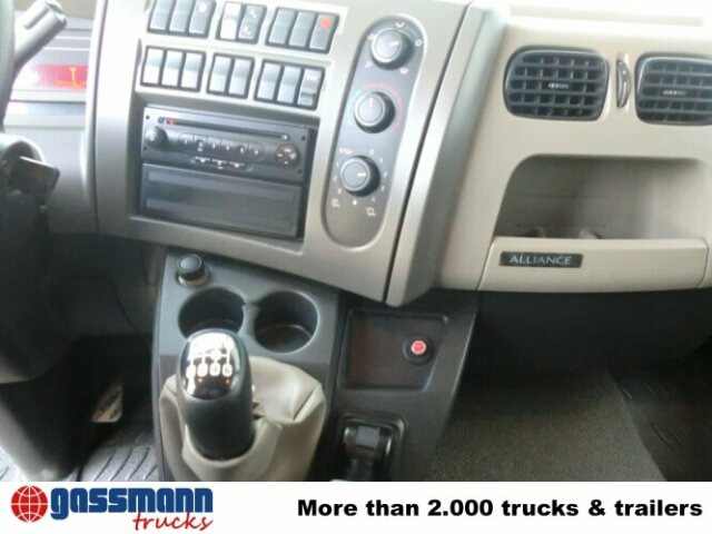 Renault Midlum 220 DXi 4x2 - نقل الشراب شاحنة: صور 3 Renault Midlum 220 DXi 4x2 - نقل الشراب شاحنة: صور 3