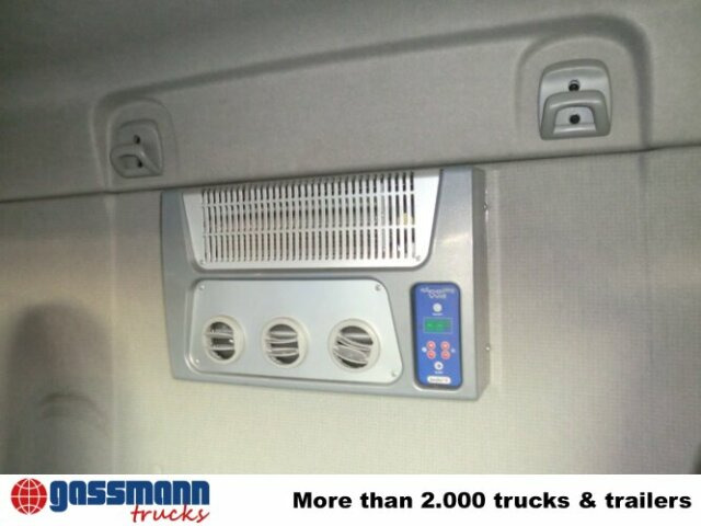 Renault Midlum 220 DXi 4x2 - شاحنة ذات الخطاف: صور 3 Renault Midlum 220 DXi 4x2 - شاحنة ذات الخطاف: صور 3